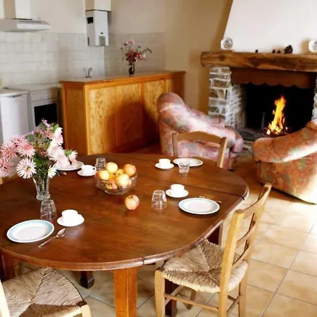 Le De Cals Ferienhaus Lacombe